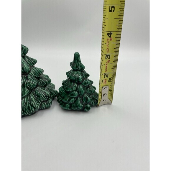Handmade Vintage Green Ceramic Mini Christmas Tree Set of 2 Signed 1980’s - Picture 3 of 6